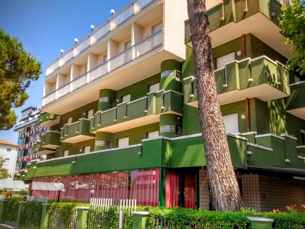 Hotel Etna - Nuova Gestione Romagnola All-Inclusive Spiaggia Parcheggio Riccione Exterior foto